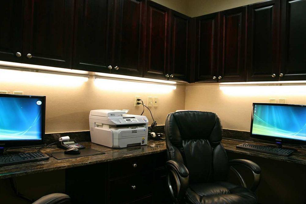 Hampton Inn & Suites Mission Fasilitas foto