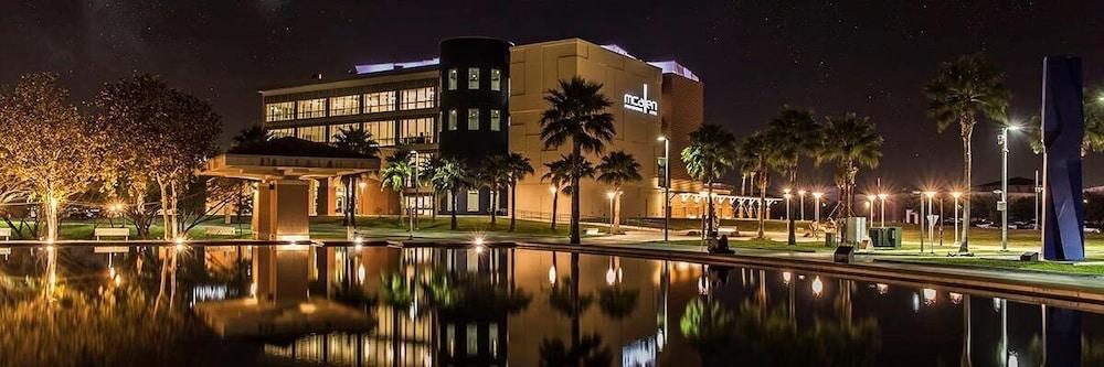 Hampton Inn & Suites Mission Bagian luar foto