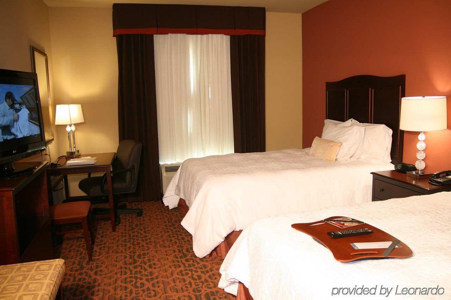 Hampton Inn & Suites Mission Ruang foto